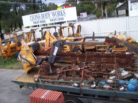 2,000mm deep , 860T trencher attachment - picture0' - Click to enlarge