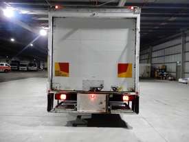 Nissan Condor Service Body Truck - picture2' - Click to enlarge
