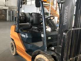 Used 8FG25 Forklift 2.5 tonne FOR SALE - picture1' - Click to enlarge