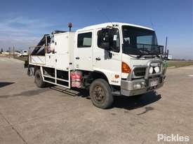 2010 Hino 500 1322 GT8J - picture0' - Click to enlarge