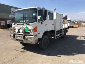 2010 Hino 500 1322 GT8J - picture2' - Click to enlarge