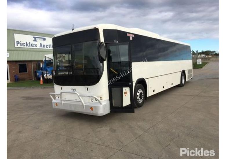caption 2010 Daewoo BUS