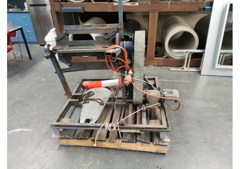 caption Electric decoiler 600mm