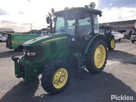 2013 John Deere 5090 RN - picture0' - Click to enlarge