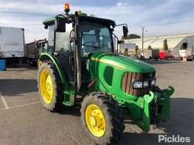 2013 John Deere 5090 RN - picture2' - Click to enlarge