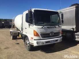 2011 Hino FE500 1426 - picture0' - Click to enlarge