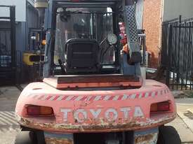 TOYOTA Forklift 7 Ton 5000MM Lift Side Shift Hydraulic Tyne *Weekend SALE * - picture1' - Click to enlarge