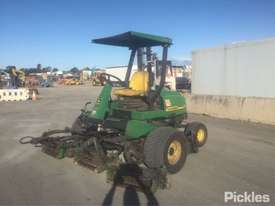 John Deere 3235B - picture0' - Click to enlarge