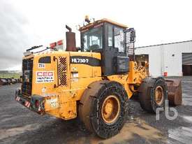 HYUNDAI HL730-7 Wheel Loader - picture1' - Click to enlarge