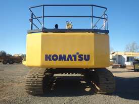 Komatsu PC600LC-8 Excavator - picture1' - Click to enlarge