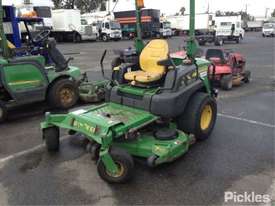 John Deere 997 Z-Track - picture1' - Click to enlarge