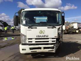 2009 Isuzu FSR 700 Long - picture1' - Click to enlarge