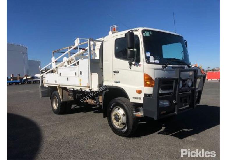 caption 2012 Hino 500-GT 1322