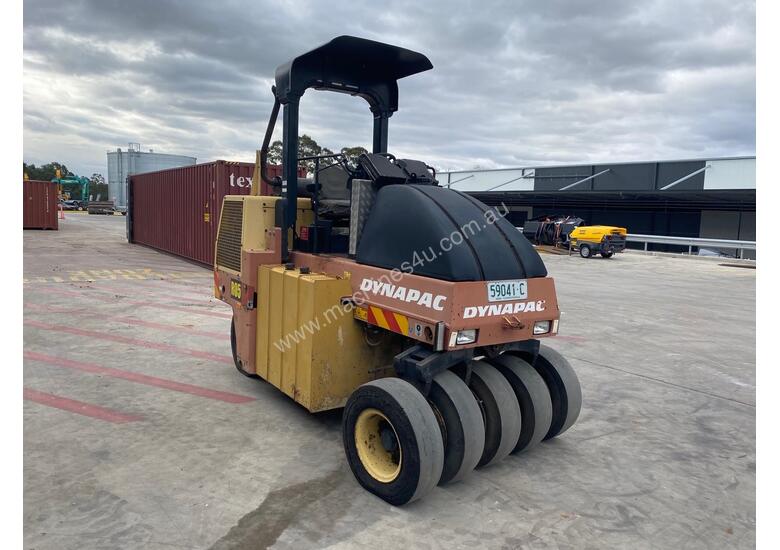caption 2004 DYNAPAC CP142 ROLLER U3773