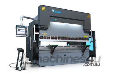 AccurlCMT 135 TON | 3200MM CNC PRESS BRAKE - 7 AXIS WITH ENERGY SAVING TECH | 3D CONTROLLER