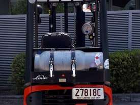 Used Forklift:  H18T Genuine Preowned Linde 1.8t - picture0' - Click to enlarge