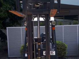Used Forklift:  H18T Genuine Preowned Linde 1.8t - picture1' - Click to enlarge