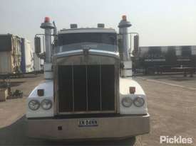 2002 Kenworth T404 - picture1' - Click to enlarge