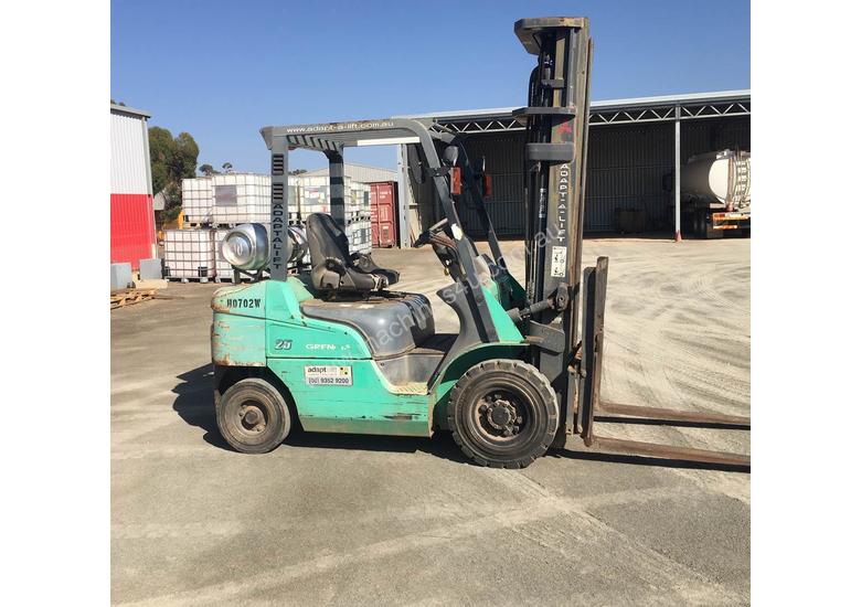 caption 2.5T LPG Counterbalance Forklift