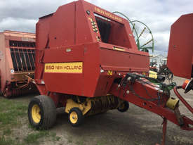 New Holland 650 Round Baler Hay/Forage Equip - picture0' - Click to enlarge