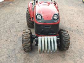 Case IH 25B with 4' Gal slasher - picture0' - Click to enlarge