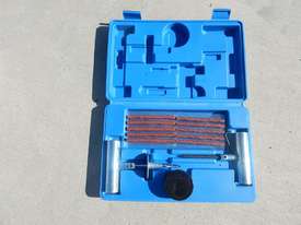 35Pc Tyre Repair Set - picture0' - Click to enlarge