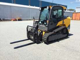 Skid Steer 1800kg Pallet Forks - Certified to AS2359 - picture0' - Click to enlarge