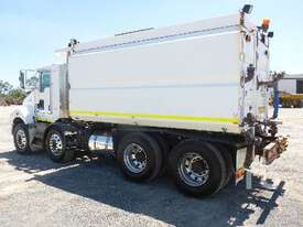 KENWORTH T359 Water Truck - picture1' - Click to enlarge