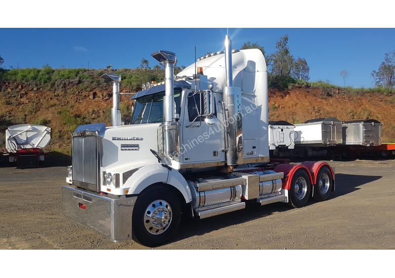 caption Western Star 4864FXB Primemover Truck