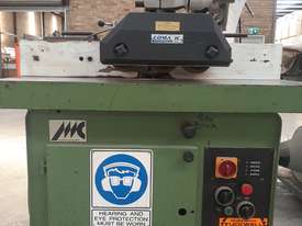 Spindle Moulder F114 with Dust Extractor - picture0' - Click to enlarge