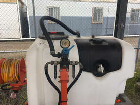 Uni Boom Other Boom Spray Sprayer - picture1' - Click to enlarge