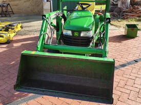 John Deere X595 FWA/4WD Tractor - picture0' - Click to enlarge