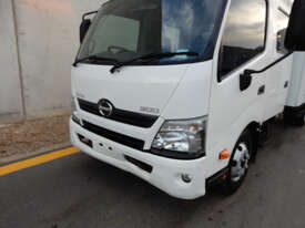 Hino 717 - 300 Series Tipper Truck - picture2' - Click to enlarge
