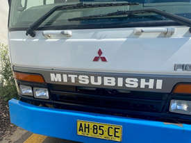 Mitsubishi Fighter Tipper Truck - picture2' - Click to enlarge