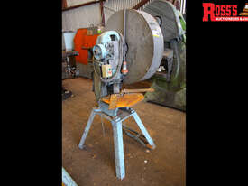 Fly Wheel Punch Machine - picture0' - Click to enlarge