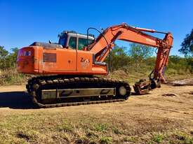 HITACHI zaxis 160LC excavator - picture1' - Click to enlarge