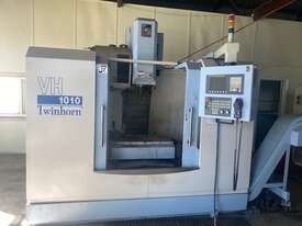VERTICAL  MACHINING CENTRE  - picture0' - Click to enlarge