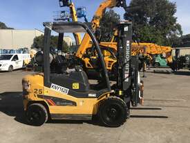 LiuGong CLG2025H Dual Fuel Forklift - picture1' - Click to enlarge
