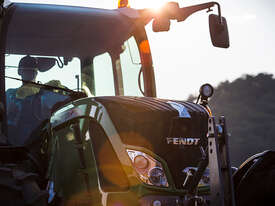 FENDT 700 VARIO - picture0' - Click to enlarge