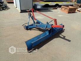 BERENDS 3 POINT LINKAGE GRADER BLADE - picture2' - Click to enlarge