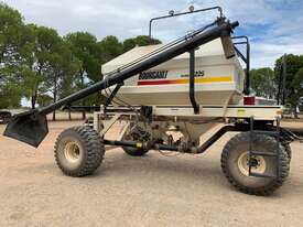 Bourgault 3225 Air Cart - picture0' - Click to enlarge