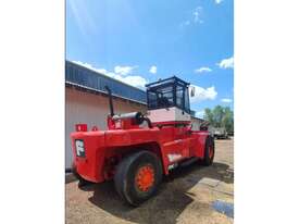 Fantuzzi FDC200G3, 20Ton (7.4m LIFT) Diesel Forklift - picture1' - Click to enlarge