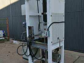 Hydraulic dual action product compaction press vacuum pump degassing - picture1' - Click to enlarge