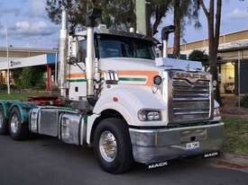 2013 MACK SUPERLINER DAY CAB 6X4 PRIME MOVER - picture0' - Click to enlarge
