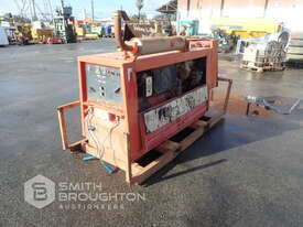 LINCOLN DIESEL WELDER GENERATOR - picture1' - Click to enlarge