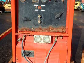 LINCOLN DIESEL WELDER GENERATOR - picture2' - Click to enlarge