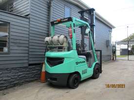 Mitsubishi 1.8 ton LPG Repainted Used Forklift #1658 - picture2' - Click to enlarge