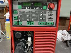 Fronius 2700 Transpulse Synergic Inverter MIG - picture0' - Click to enlarge