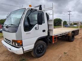 NPR300 Isuzu Truck - picture0' - Click to enlarge