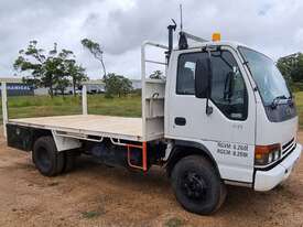 NPR300 Isuzu Truck - picture1' - Click to enlarge